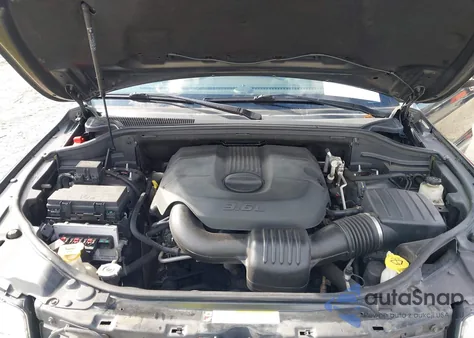 2011 Jeep Grand Cherokee Laredo z USA, uszkodzony, nr VIN 1J4RR4GG0BC523196